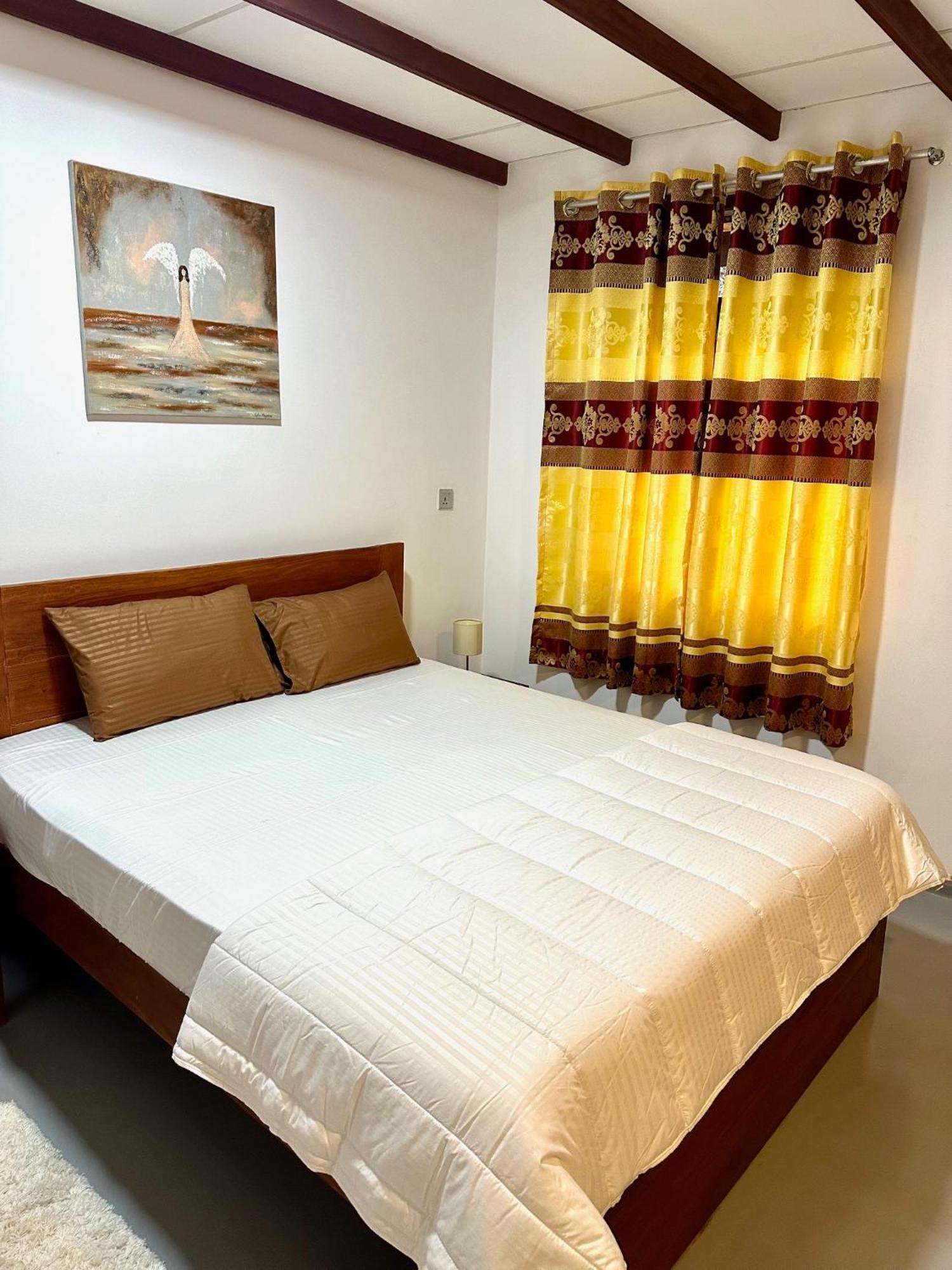 108 Palms Beach Resort Тринкомале Екстериор снимка