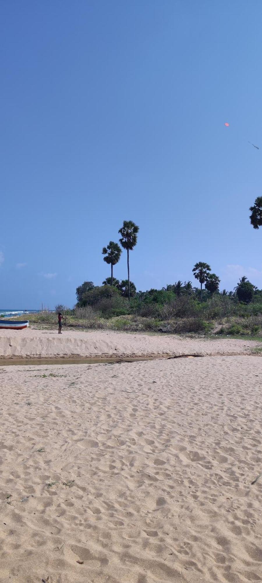 108 Palms Beach Resort Тринкомале Екстериор снимка